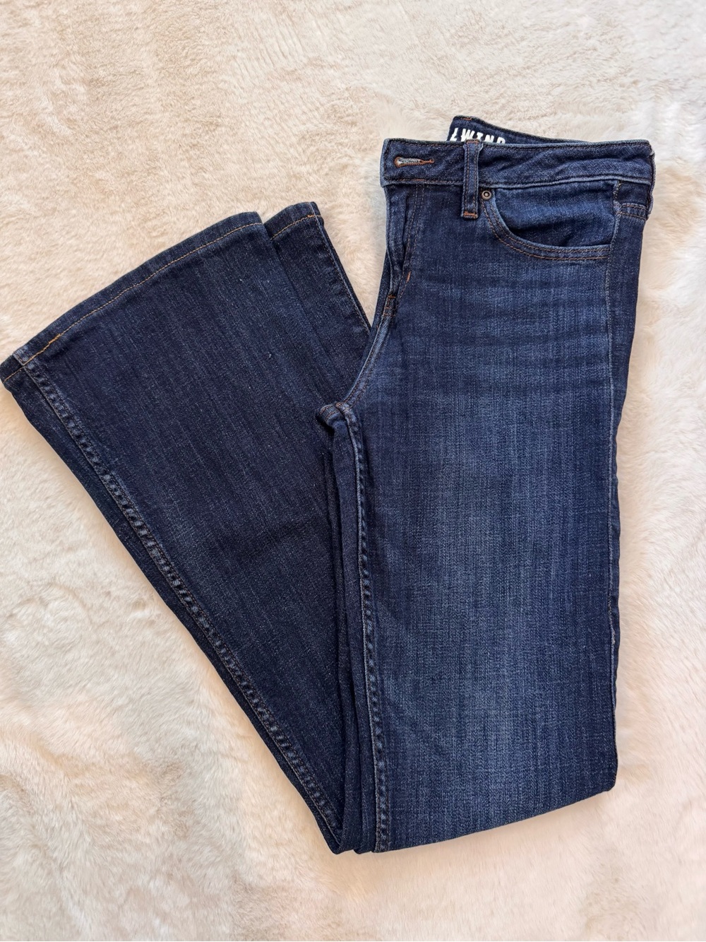 Idyllwild Women’s Dark Blue Denim Jeans